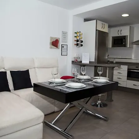 Piso En Emili's House Apartment